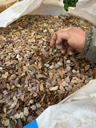 Златолит персиковый декоративная каменная крошка купить в Дедовске