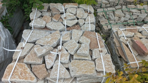 Плитняк гранитный галтованный купить в Дедовске