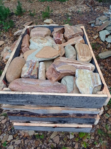 Златолит жёлтый, жёлто-зелёный глыбки и валуны для ланшафтного дизайна купить в Дедовске