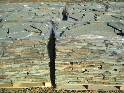 Плитняк златолит зелёный для цоколя, отмостки купить в Дедовске