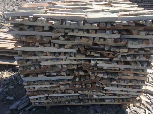 Горбушка златолит золотистый для облицовки купить в Дедовске