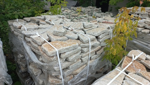 Гранитный плитняк галтованный для парковки купить в Дедовске