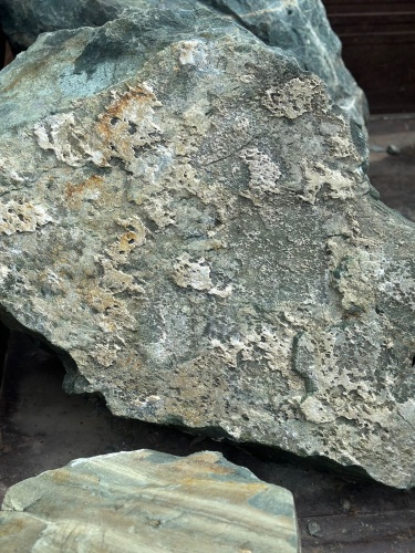 Ландшафтные глыбы зелёные 200-500 килограмм купить в Дедовске