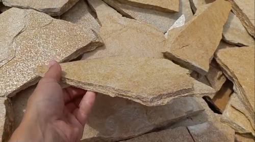 Плитняк златолит жёлтый для цоколя купить в Дедовске